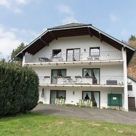 Tatil Evi Tranquil Eifel Hideaway, Cleaning Included *