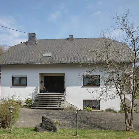 Tatil Evi Tranquil Eifel Hideaway, Cleaning Included