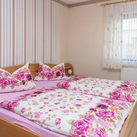 Tatil Evi Tranquil Eifel Hideaway, Cleaning Included Lirstal